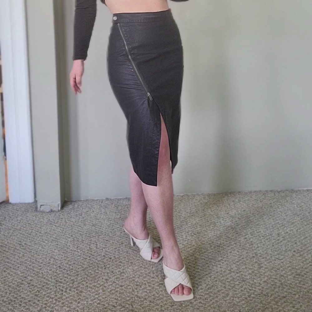 *SOLD* Free People Leather Skirt Size 2